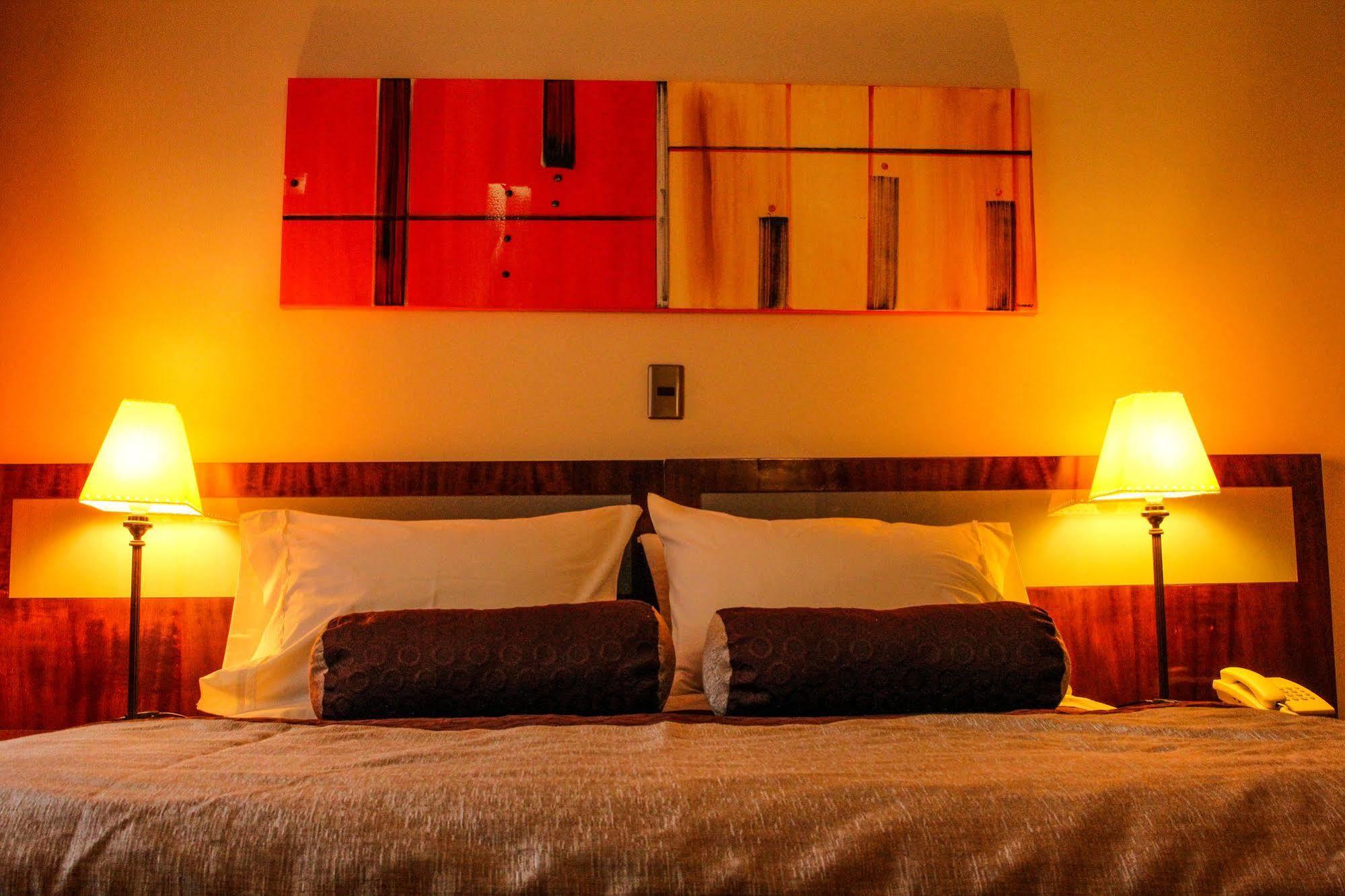 Hotel Libertador サンティアゴ エクステリア 写真